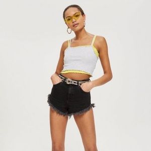 Kiri topshop black shorts! 💗